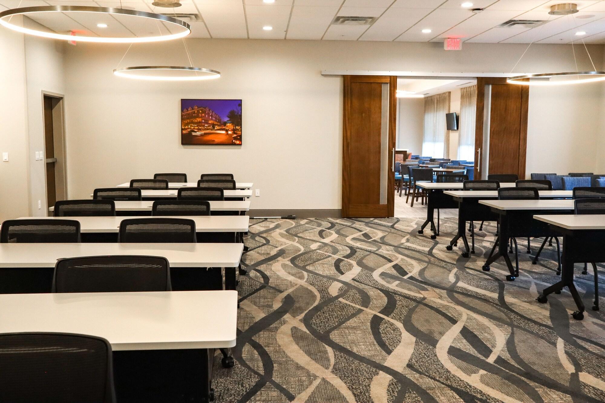 Comfort Suites Gainesville Near University מראה חיצוני תמונה