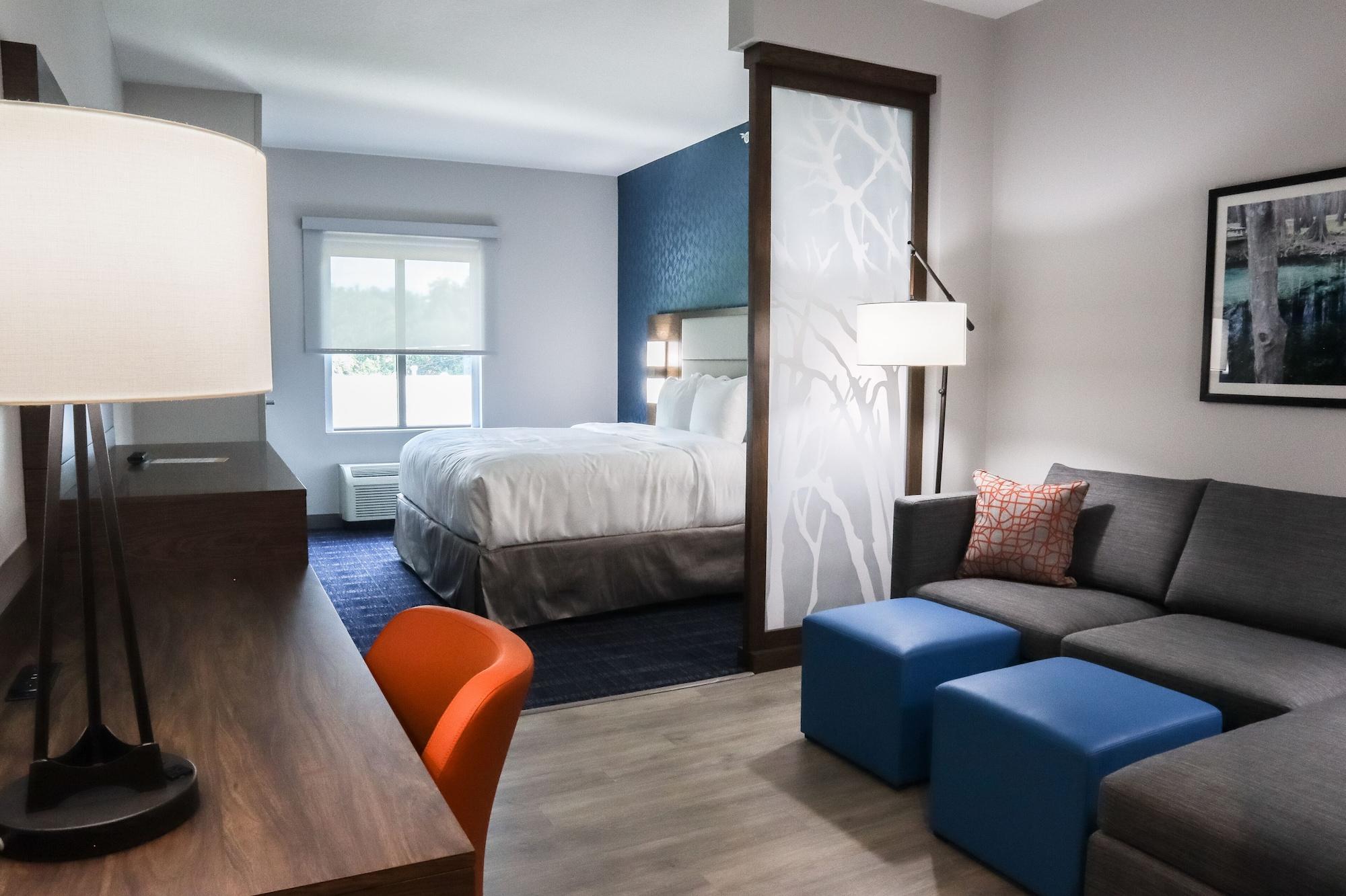 Comfort Suites Gainesville Near University מראה חיצוני תמונה