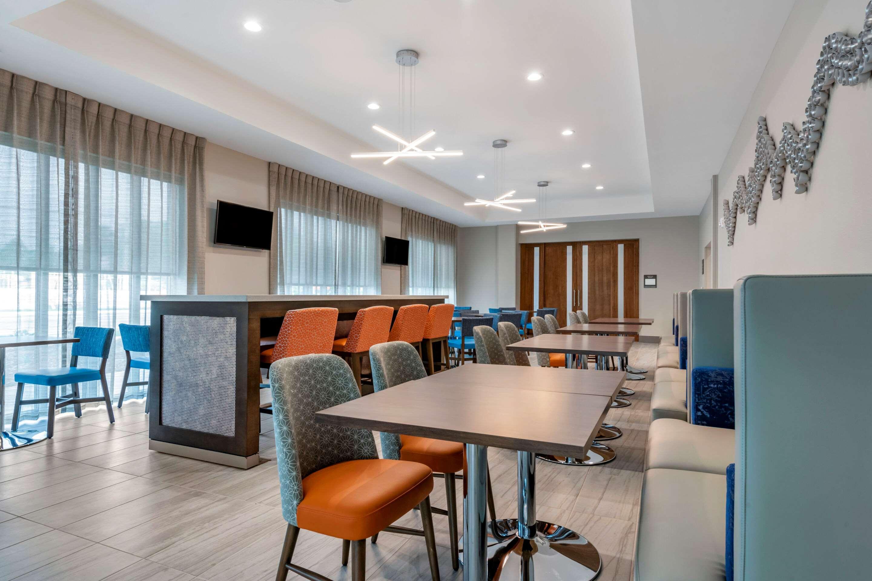 Comfort Suites Gainesville Near University מראה חיצוני תמונה