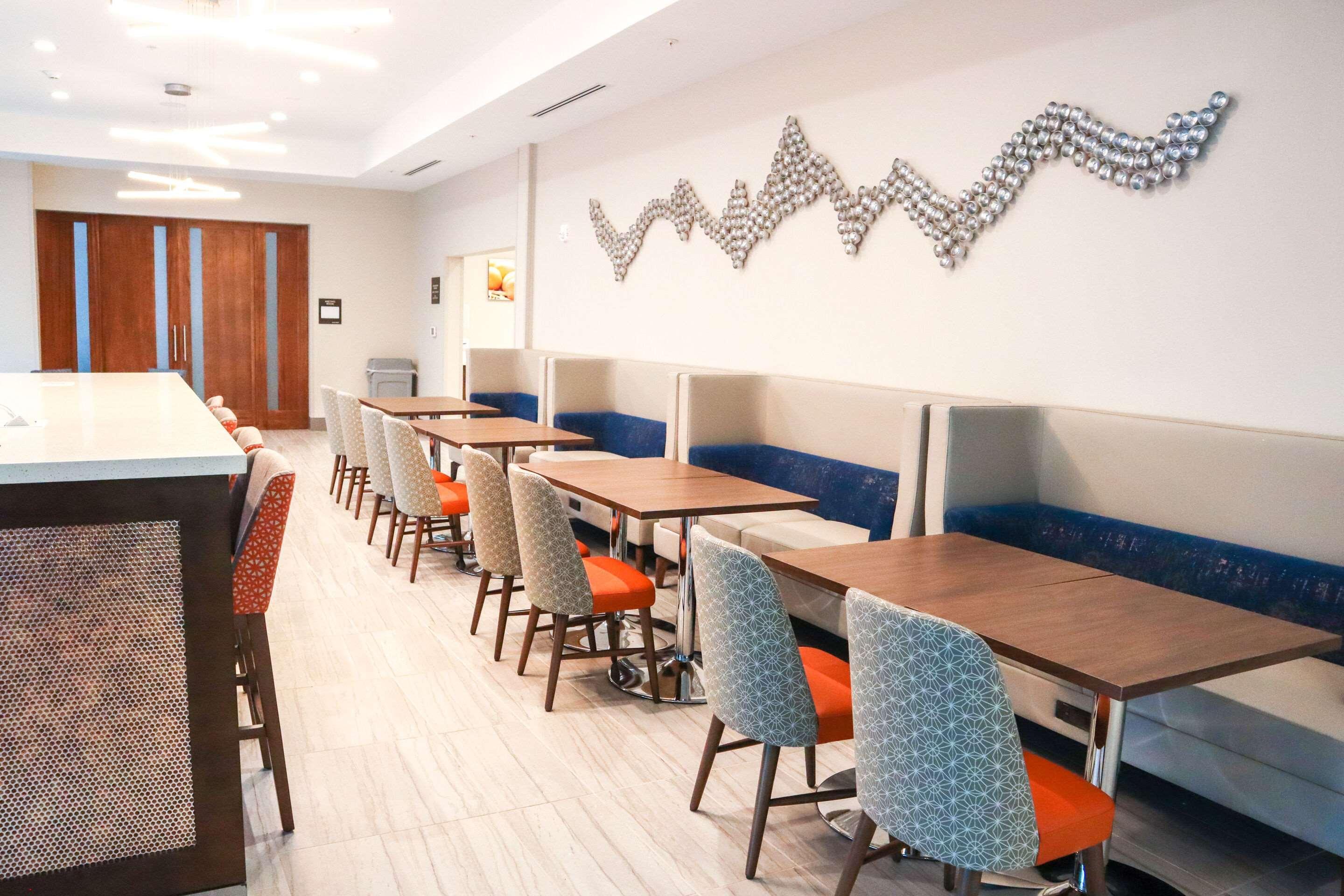 Comfort Suites Gainesville Near University מראה חיצוני תמונה