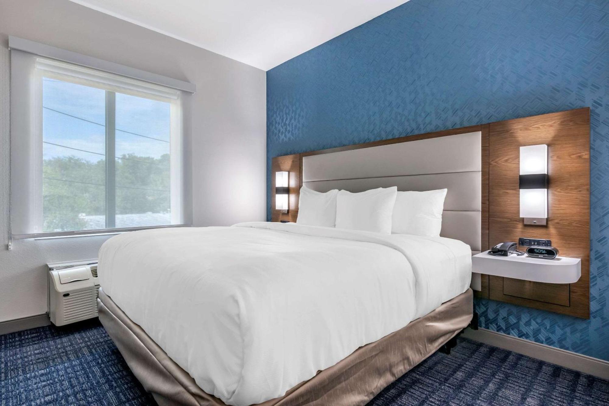 Comfort Suites Gainesville Near University מראה חיצוני תמונה